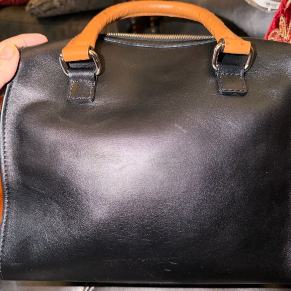 Kate Spade Black and Tan Satchel EUC. Clean inside and out. Gorgeous - Picture 5 of 6